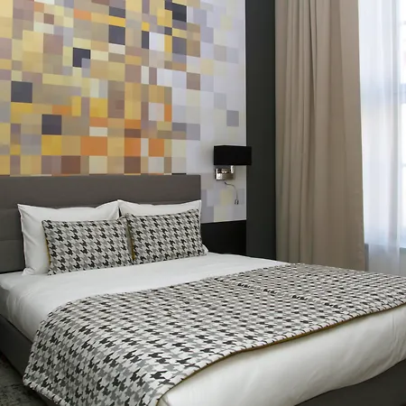 Hotel Ibb 4*