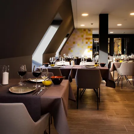 Hotel Old Town 4*