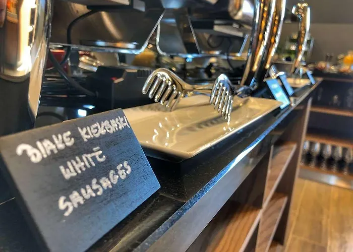 Ξενοδοχείο Ibb 4*