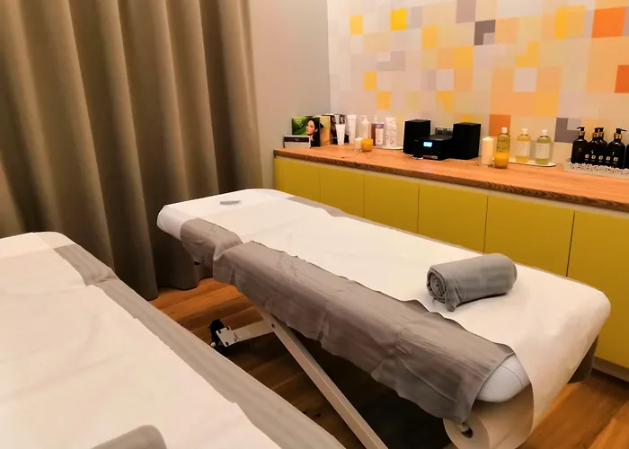 Ξενοδοχείο Ibb 4*